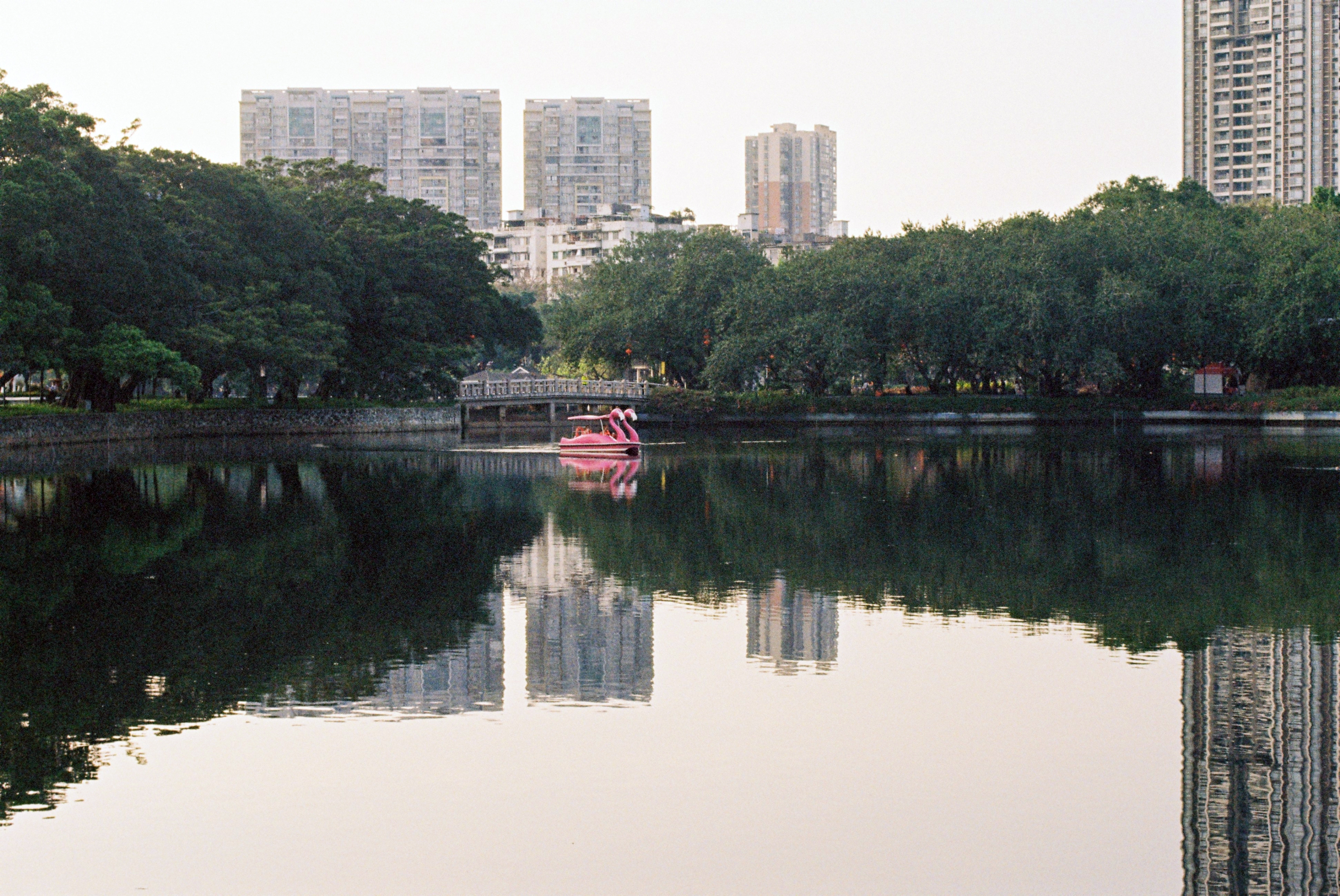 摇摇晃晃